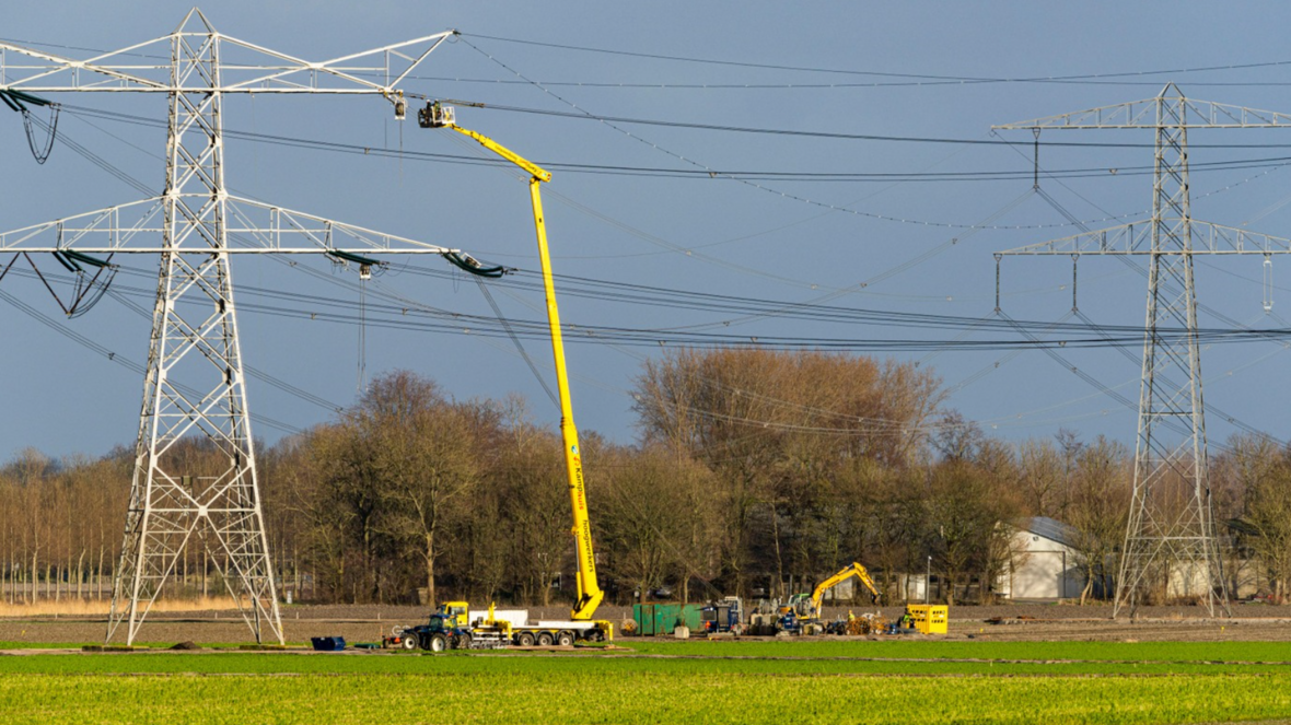 Onshore project NL Krimpen Geertruidenberg Beter Benutten werk aan masten