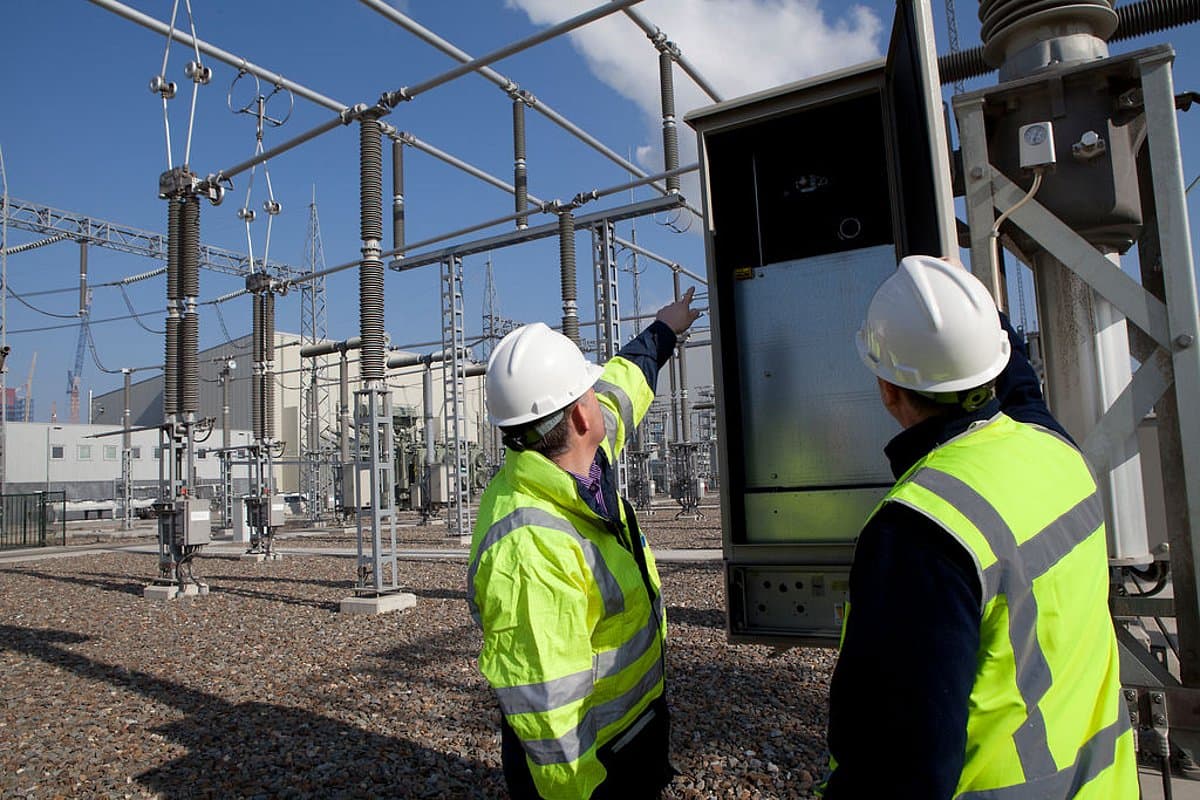 Colleagues at work at the transformer station of the BritNed interconnector