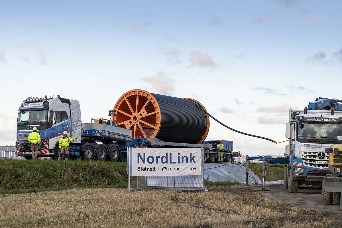 11 NordLink land cable feed NordLink